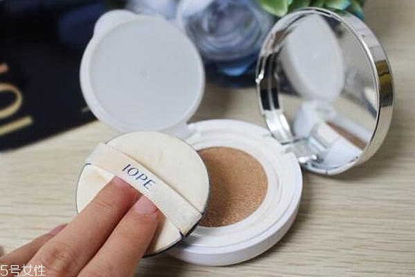 底妝怎樣上有高級感 這樣做擁有明星臉 底妝怎樣上有高級感 這樣做擁有明星臉