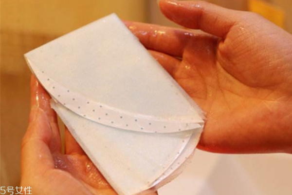 面膜好不好怎么看 這幾點(diǎn)對照一下 面膜好不好怎么看 這幾點(diǎn)對照一下