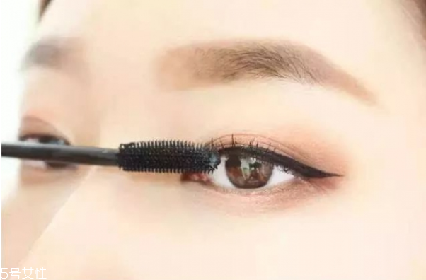 初學者化妝步驟教程 女神魅力妝容 初學者化妝步驟教程 女神魅力妝容