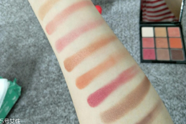 瑪麗黛佳楓葉盤眼影怎么樣 輕松打造百變妝容 瑪麗黛佳楓葉盤眼影怎么樣 輕松打造百變妝容