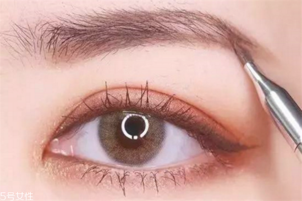 怎么化妝好看簡單步驟 畫出美美妝容 怎么化妝好看簡單步驟 畫出美美妝容