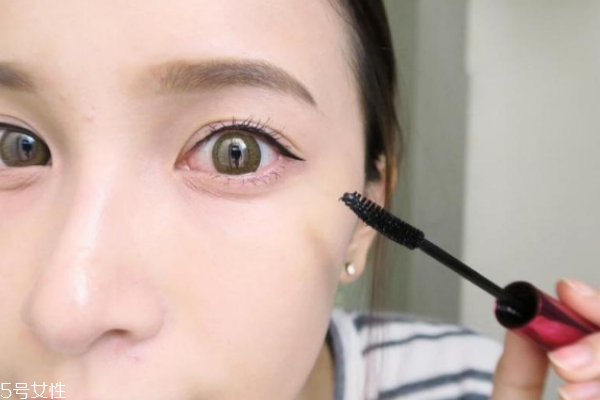 棕色睫毛膏好看嗎 適合眼球偏棕小仙女 棕色睫毛膏好看嗎 適合眼球偏棕小仙女