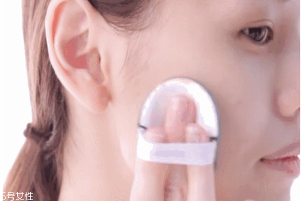 懶人化妝步驟 教你最簡(jiǎn)單的化妝步驟 懶人化妝步驟 教你最簡(jiǎn)單的化妝步驟