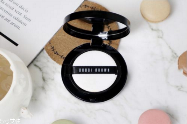 夏天用什么氣墊不脫妝 這樣讓氣墊更自然更持久 夏天用什么氣墊不脫妝 這樣讓氣墊更自然更持久