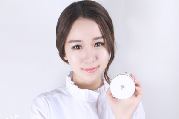 日本cc霜哪個(gè)牌子好用 最好用的cc霜排行榜 日本cc霜哪個(gè)牌子好用 最好用的cc霜排行榜