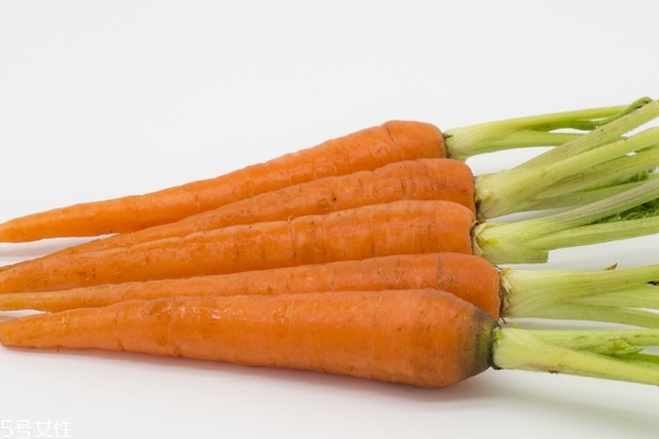 胡蘿卜為什么叫胡蘿卜 因?yàn)檫@個(gè)原因 胡蘿卜為什么叫胡蘿卜 因?yàn)檫@個(gè)原因