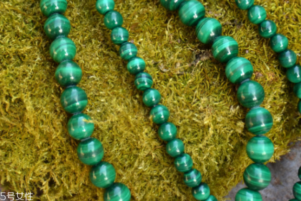 孔雀石有收藏價值嗎 要看具體品質(zhì) 孔雀石有收藏價值嗎 要看具體品質(zhì)