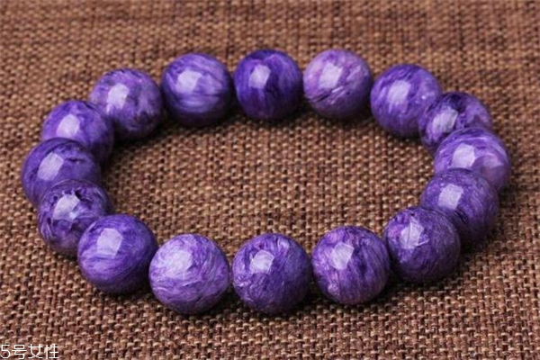 紫龍晶怎么保養(yǎng) 這樣才會更美麗 紫龍晶怎么保養(yǎng) 這樣才會更美麗