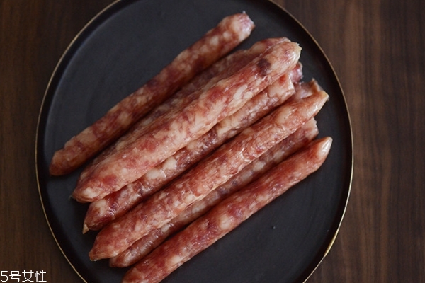 香腸保質(zhì)期多長(zhǎng) 必看的知識(shí) 香腸保質(zhì)期多長(zhǎng) 必看的知識(shí)