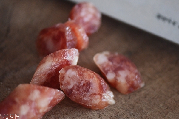 香腸保質(zhì)期多長(zhǎng) 必看的知識(shí) 香腸保質(zhì)期多長(zhǎng) 必看的知識(shí)