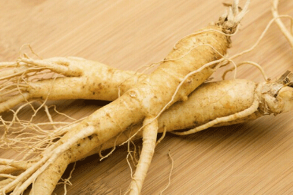 人參泡水喝都有哪些功效 人參服用方法介紹 人參泡水喝都有哪些功效 人參服用方法介紹