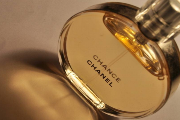 做個(gè)香薰女人 挑選你的專屬味道 做個(gè)香薰女人 挑選你的專屬味道