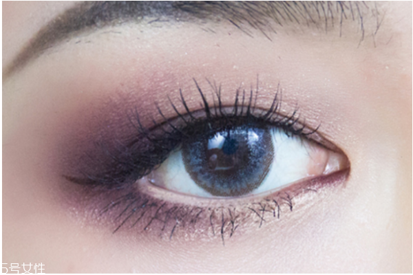 復(fù)古妝怎么畫(huà) 復(fù)古妝容教程