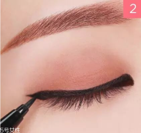 韓國清純妝容的畫法 清純妝容教程 韓國清純妝容的畫法 清純妝容教程