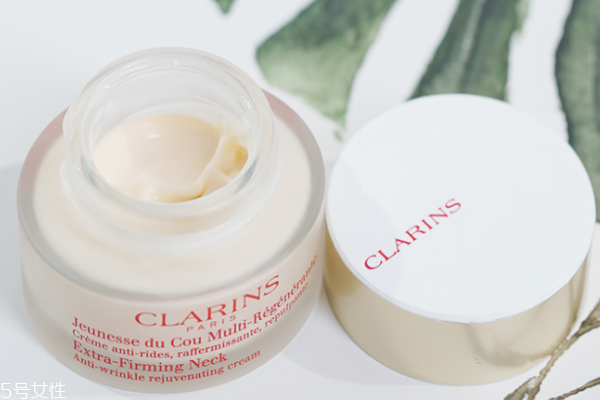 嬌韻詩頸霜有用嗎 強(qiáng)勢diss頸紋 嬌韻詩頸霜有用嗎 強(qiáng)勢diss頸紋