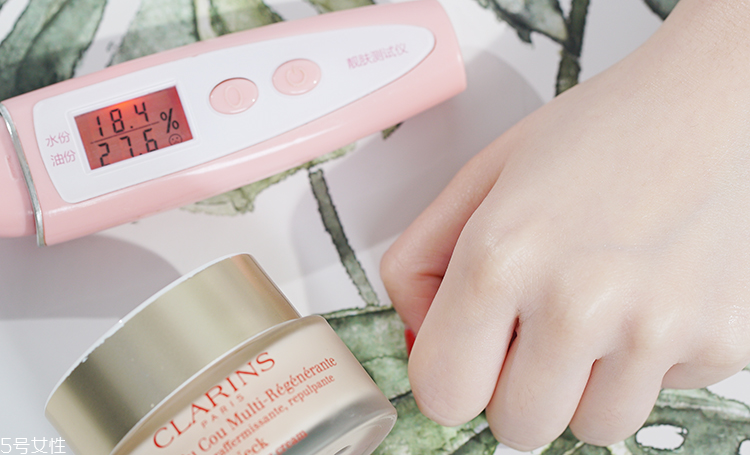 嬌韻詩頸霜有用嗎 強(qiáng)勢diss頸紋 嬌韻詩頸霜有用嗎 強(qiáng)勢diss頸紋