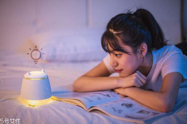 大姨媽來了失眠怎么辦 4件好物助你安睡 大姨媽來了失眠怎么辦 4件好物助你安睡