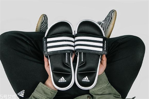 阿迪達(dá)斯5g拖鞋測評 今夏最火爆的運(yùn)動拖鞋 阿迪達(dá)斯5g拖鞋測評 今夏最火爆的運(yùn)動拖鞋