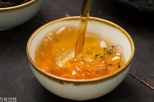 大紅袍茶湯是紅色嗎 大紅袍茶湯顏色圖片 大紅袍茶湯是紅色嗎 大紅袍茶湯顏色圖片