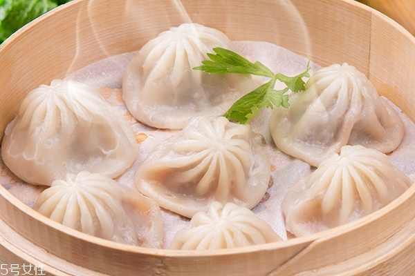 湯包可以冷凍嗎 要講究方法 湯包可以冷凍嗎 要講究方法