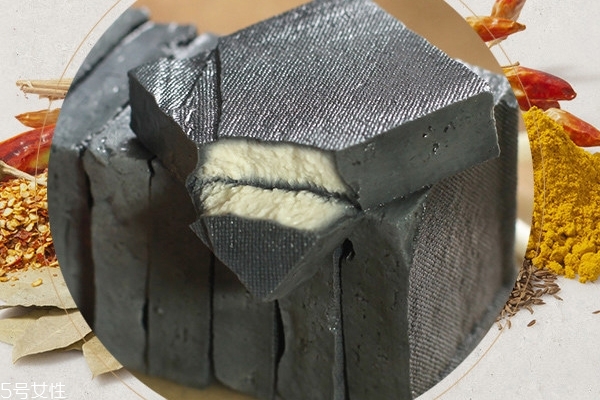 臭豆腐要泡鹵水里多久 這個不一定 臭豆腐要泡鹵水里多久 這個不一定