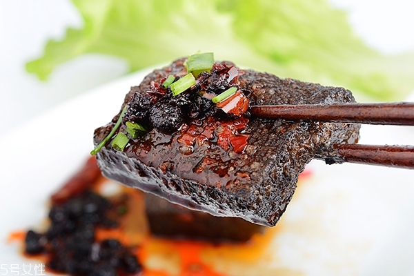 臭豆腐可以做什么菜 推薦菜譜 臭豆腐可以做什么菜 推薦菜譜