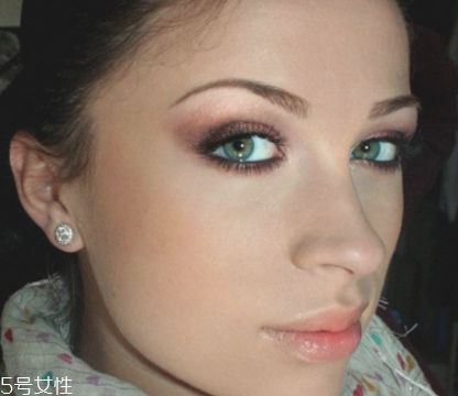 外雙眼皮怎么化妝好看 雙眼皮眼線畫法步驟 外雙眼皮怎么化妝好看 雙眼皮眼線畫法步驟