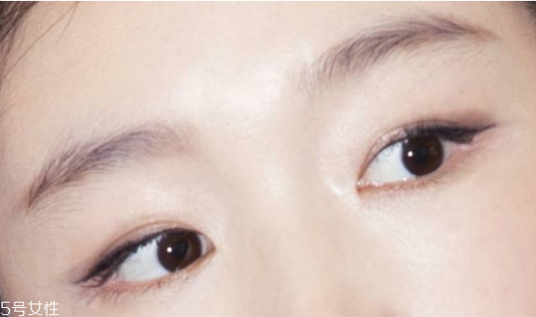 外雙眼皮怎么化妝好看 雙眼皮眼線畫法步驟 外雙眼皮怎么化妝好看 雙眼皮眼線畫法步驟