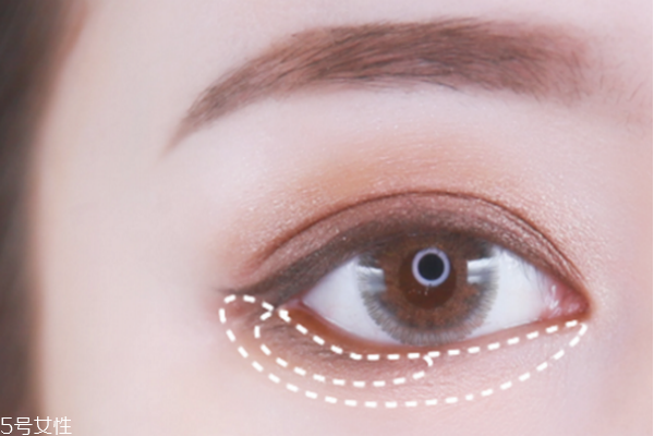 漸層眼影的畫(huà)法 漸層眼影畫(huà)法步驟圖
