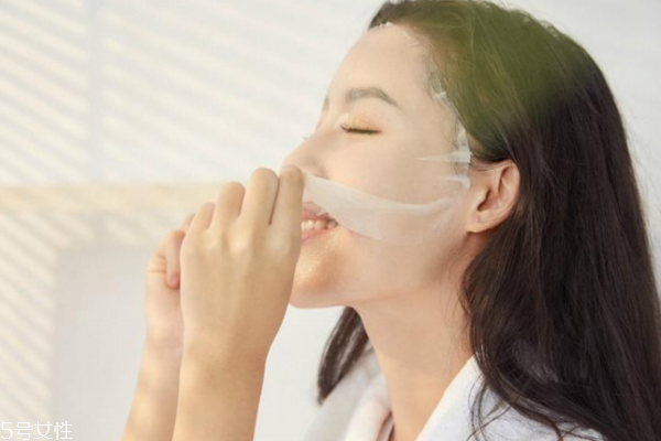 大學(xué)女生護膚誤區(qū) 自查下你有么 大學(xué)女生護膚誤區(qū) 自查下你有么