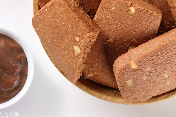 餅干可以用普通面粉嗎 可以這樣做 餅干可以用普通面粉嗎 可以這樣做