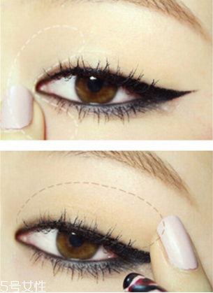 韓式眼線的畫(huà)法步驟圖 韓式半包眼線畫(huà)法