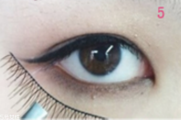 內(nèi)雙眼線怎么畫(huà)漂亮 內(nèi)雙眼線的畫(huà)法 內(nèi)雙眼線怎么畫(huà)漂亮 內(nèi)雙眼線的畫(huà)法