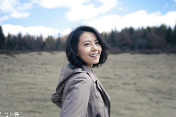 臉上有痘印怎么淡化 拒絕甜食和只化淡妝 臉上有痘印怎么淡化 拒絕甜食和只化淡妝