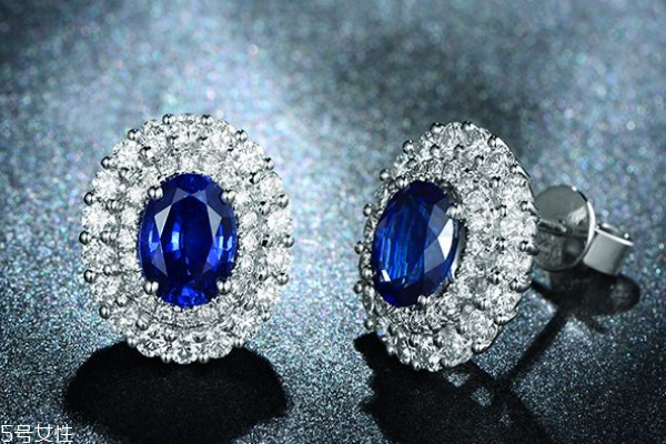 斯里蘭卡藍(lán)寶石多少錢一克拉 價(jià)值連城 斯里蘭卡藍(lán)寶石多少錢一克拉 價(jià)值連城