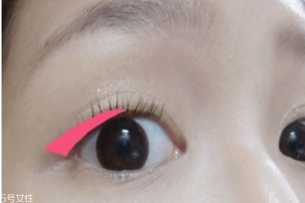 怎么快速學(xué)會(huì)化妝 最簡(jiǎn)單眼妝畫法教程 怎么快速學(xué)會(huì)化妝 最簡(jiǎn)單眼妝畫法教程