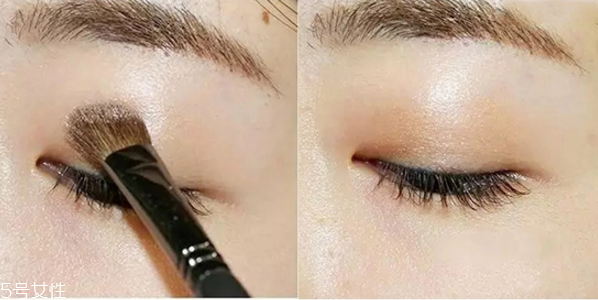 怎么快速學(xué)會(huì)化妝 最簡(jiǎn)單眼妝畫法教程 怎么快速學(xué)會(huì)化妝 最簡(jiǎn)單眼妝畫法教程