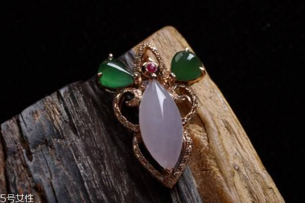 紫羅蘭翡翠功效與作用 養(yǎng)生首選它 紫羅蘭翡翠功效與作用 養(yǎng)生首選它