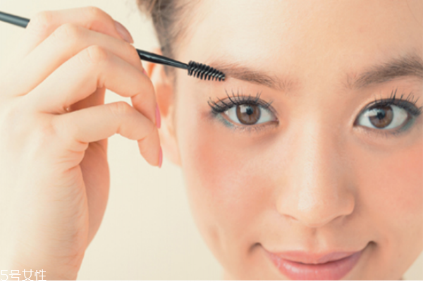 畫眉用眉筆好還是眉粉好 畫眉用眉粉還是眉筆 畫眉用眉筆好還是眉粉好 畫眉用眉粉還是眉筆