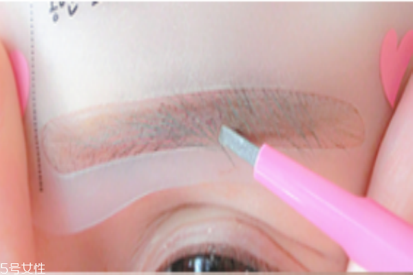 怎么用眉卡畫眉 眉毛濃畫眉圖解法 怎么用眉卡畫眉 眉毛濃畫眉圖解法