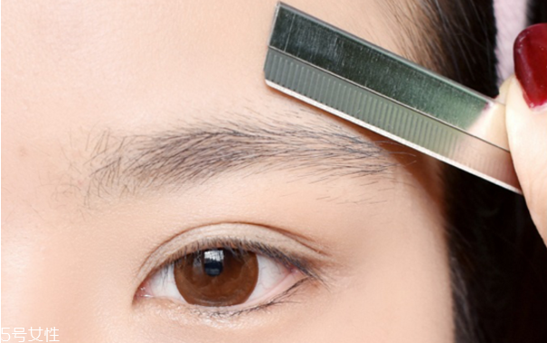 歐美野生眉怎么畫 眉毛的畫法步驟圖解 歐美野生眉怎么畫 眉毛的畫法步驟圖解