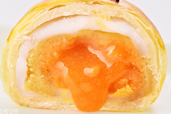 蛋黃月餅是雞蛋還是鴨蛋 首選鴨蛋 蛋黃月餅是雞蛋還是鴨蛋 首選鴨蛋