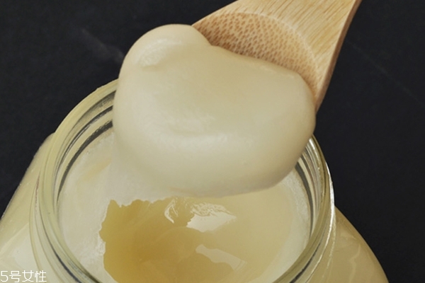 桂花蜜能加枸杞嗎 這個(gè)不相克 桂花蜜能加枸杞嗎 這個(gè)不相克