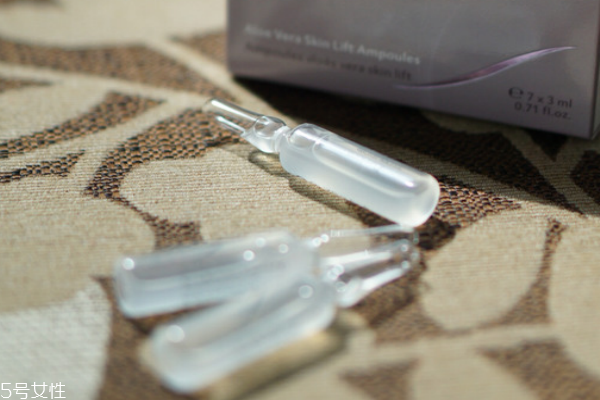 干性皮膚用什么安瓶 能瞬間喜提飽滿(mǎn)水潤(rùn)肌的