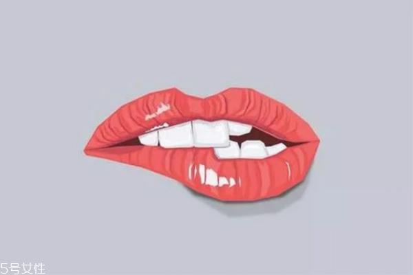 口紅啞光是什么意思 口紅啞光和珠光的區(qū)別 口紅啞光是什么意思 口紅啞光和珠光的區(qū)別