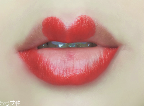 口紅啞光是什么意思 口紅啞光和珠光的區(qū)別 口紅啞光是什么意思 口紅啞光和珠光的區(qū)別