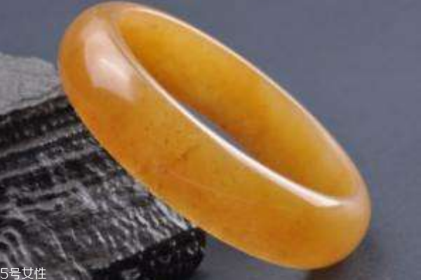 新疆金絲玉值錢嗎 有很高的價值 新疆金絲玉值錢嗎 有很高的價值