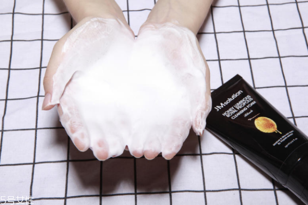 jm蜂膠洗面奶好用嗎 干皮福音專業(yè)測評 jm蜂膠洗面奶好用嗎 干皮福音專業(yè)測評