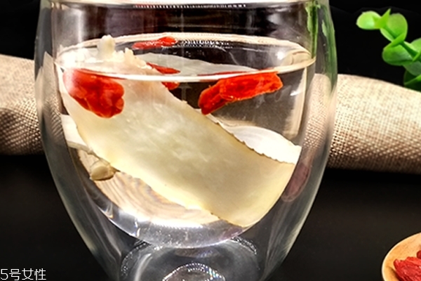 玉竹是什么 是一種藥材 玉竹是什么 是一種藥材