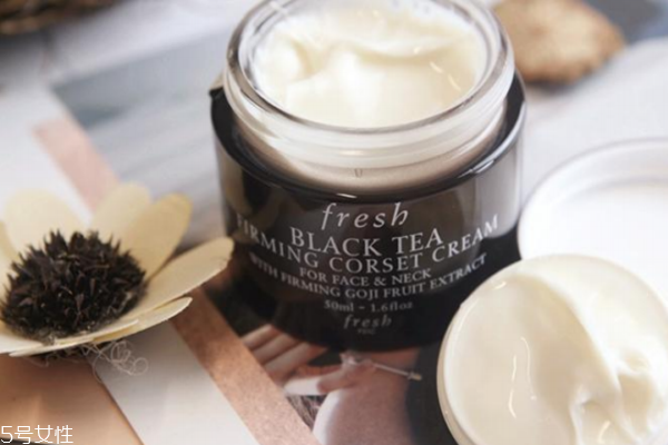 馥蕾詩緊身衣面霜怎么樣 給臉?biāo)軅€形 馥蕾詩緊身衣面霜怎么樣 給臉?biāo)軅€形